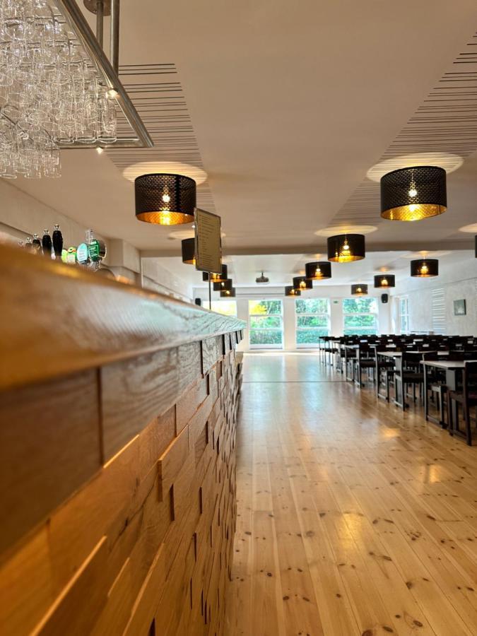 Oro Kro & Hotel מראה חיצוני תמונה